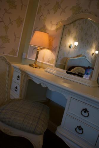 The Falcon Hotel Farnborough  Pokój zdjęcie