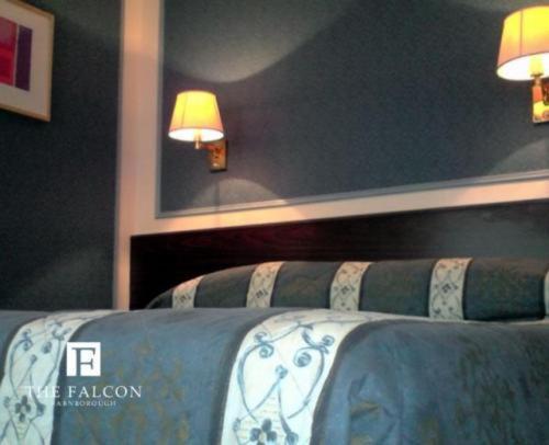 The Falcon Hotel Farnborough  Pokój zdjęcie