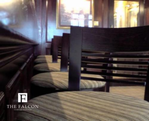The Falcon Hotel Farnborough  Zewnętrze zdjęcie